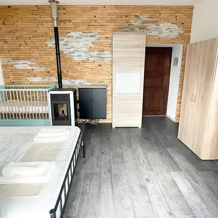 I Tre Fratelli - 2br, Garden, Spa,lake *